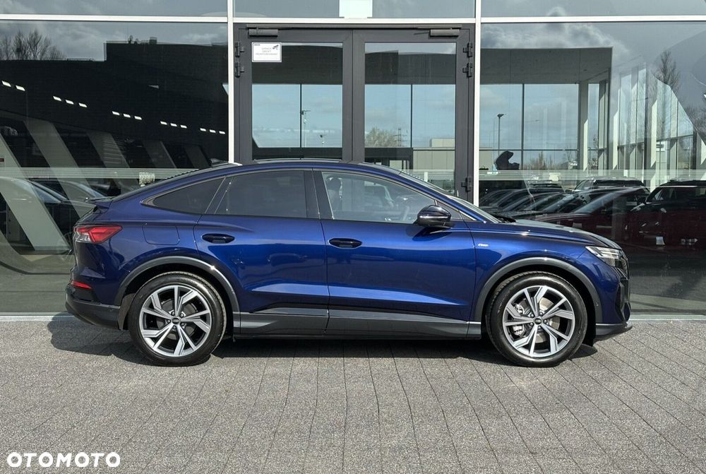 Audi Q4 Sportback e-tron - 4