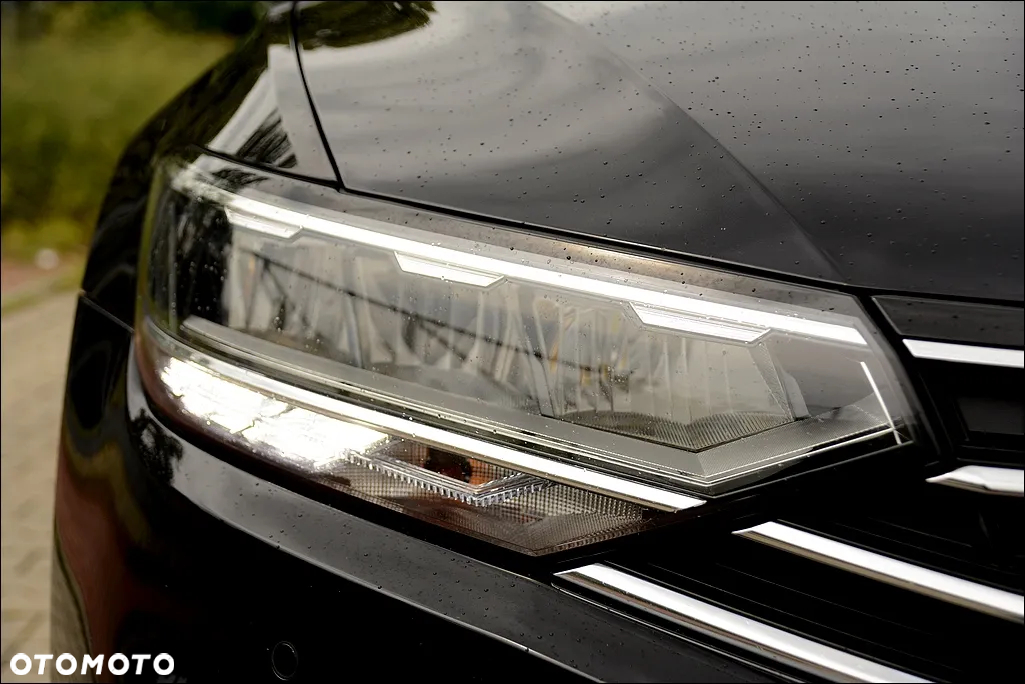 Volkswagen Passat Variant 2.0 TDI SCR DSG Comfortline - 35