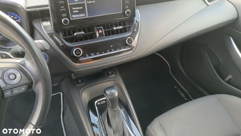 Toyota Corolla 2.0 Hybrid Comfort - 16
