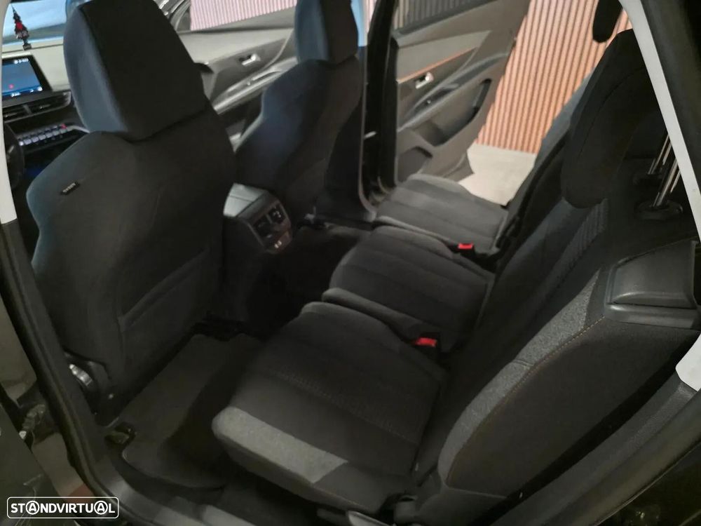 Peugeot 5008 BlueHDI 120 EAT6 Active - 7