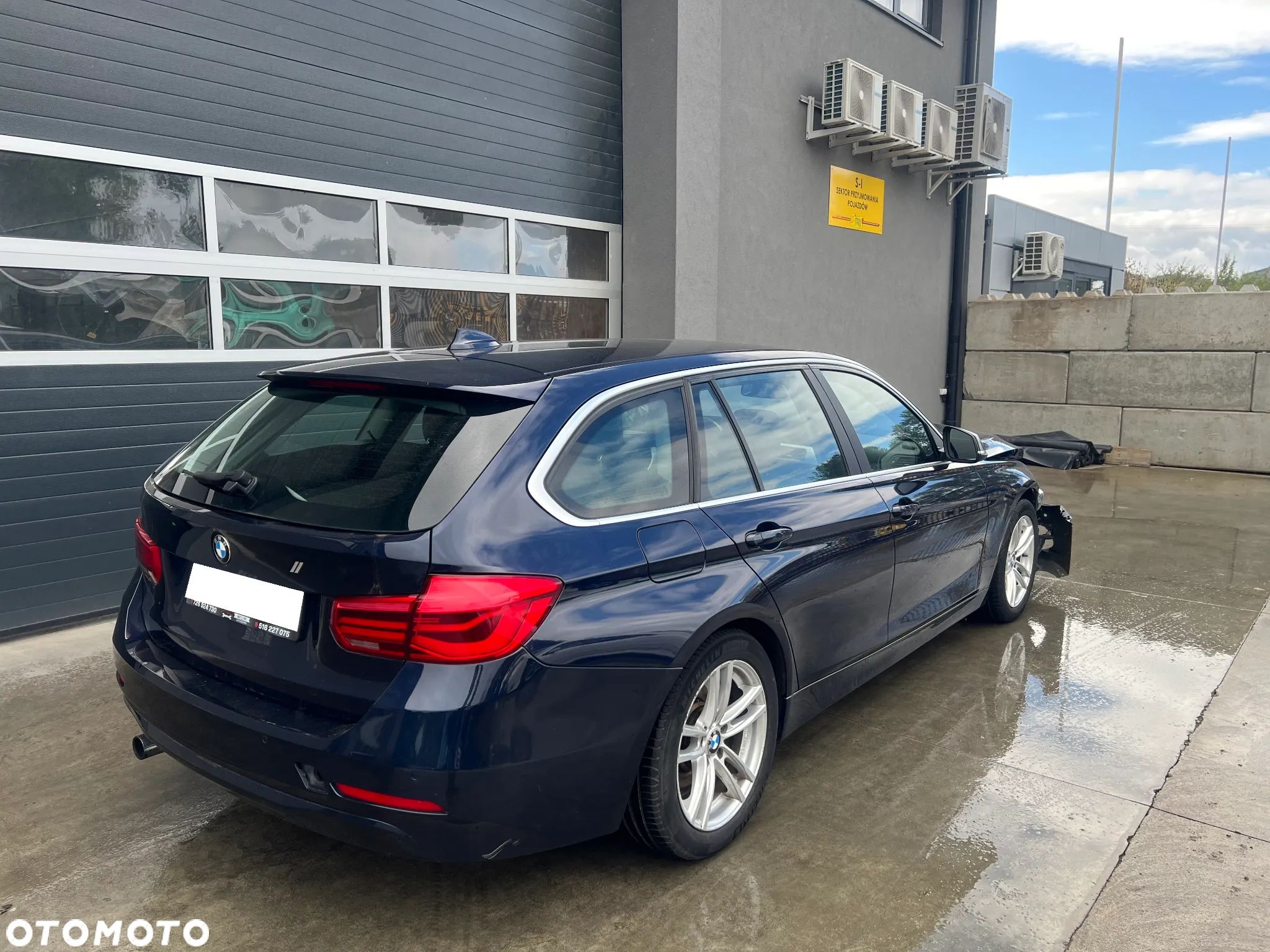 BMW Seria 3 325d - 1