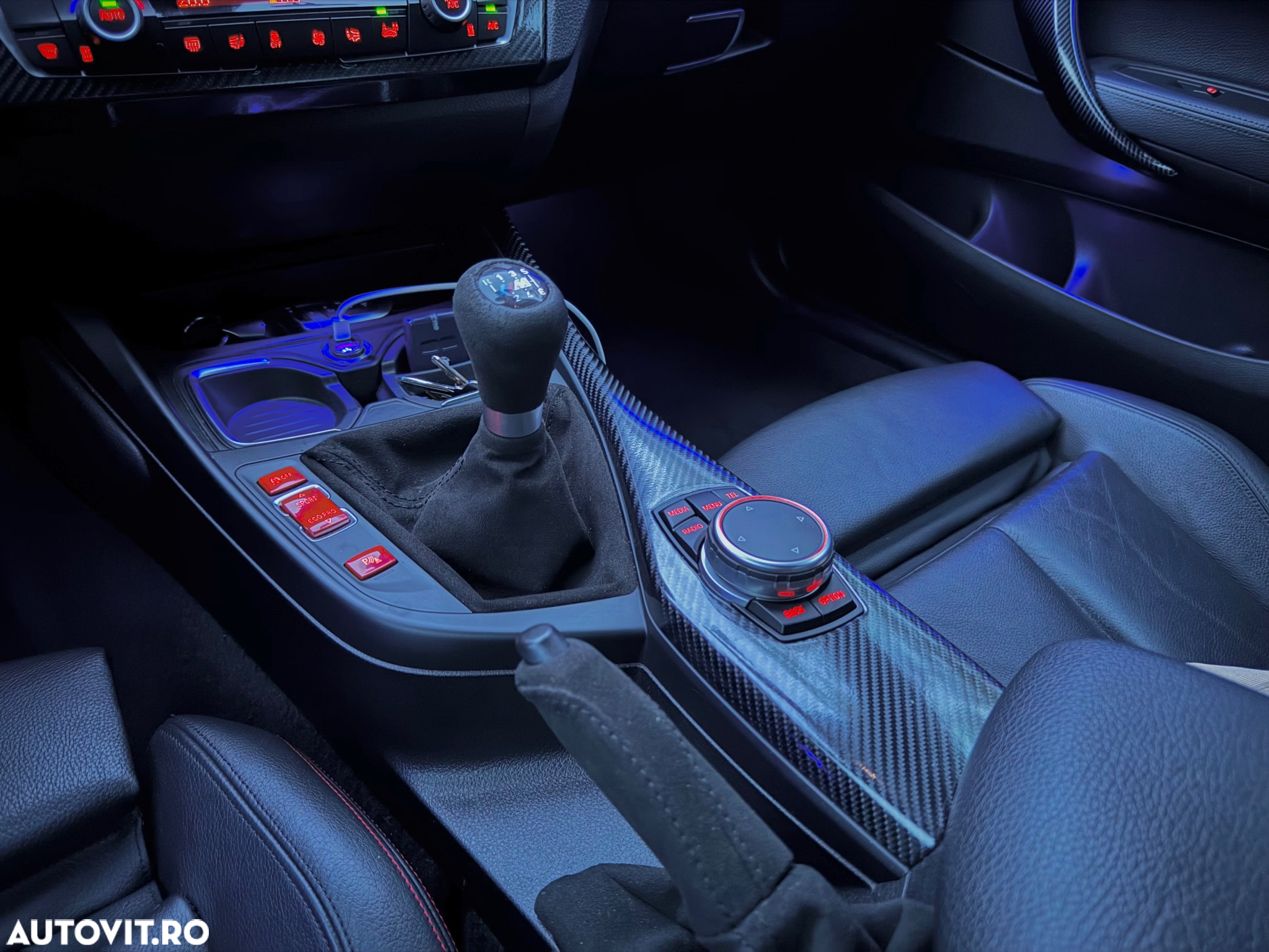 BMW Seria 2 220d - 17