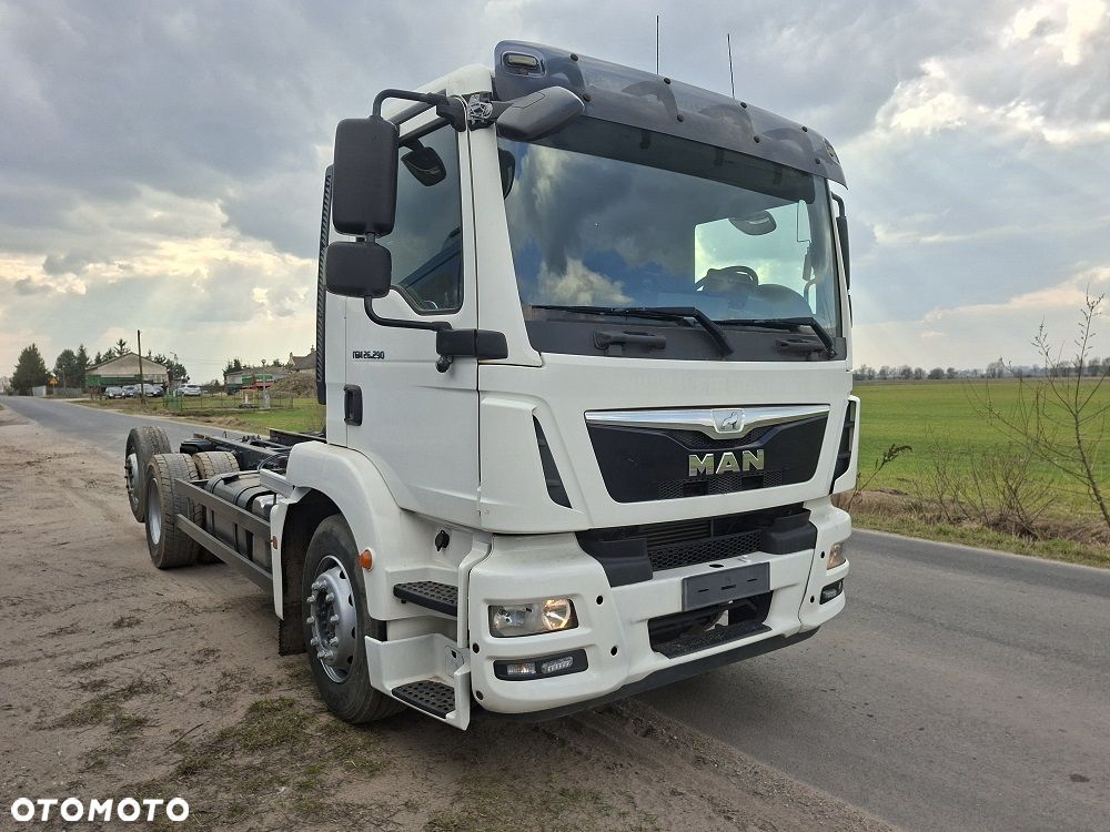 MAN TGM 26.290 - 3