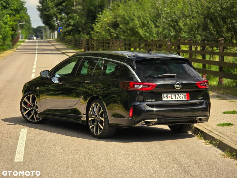 Opel Insignia 2.0 CDTI 4x4 GSi S&S - 4