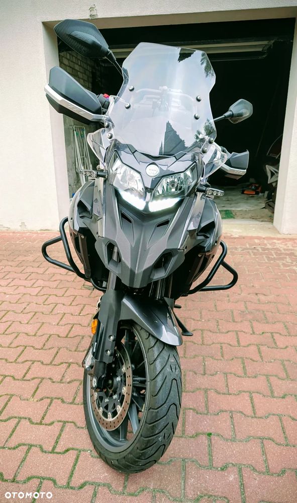 Benelli TRK 502 - 4