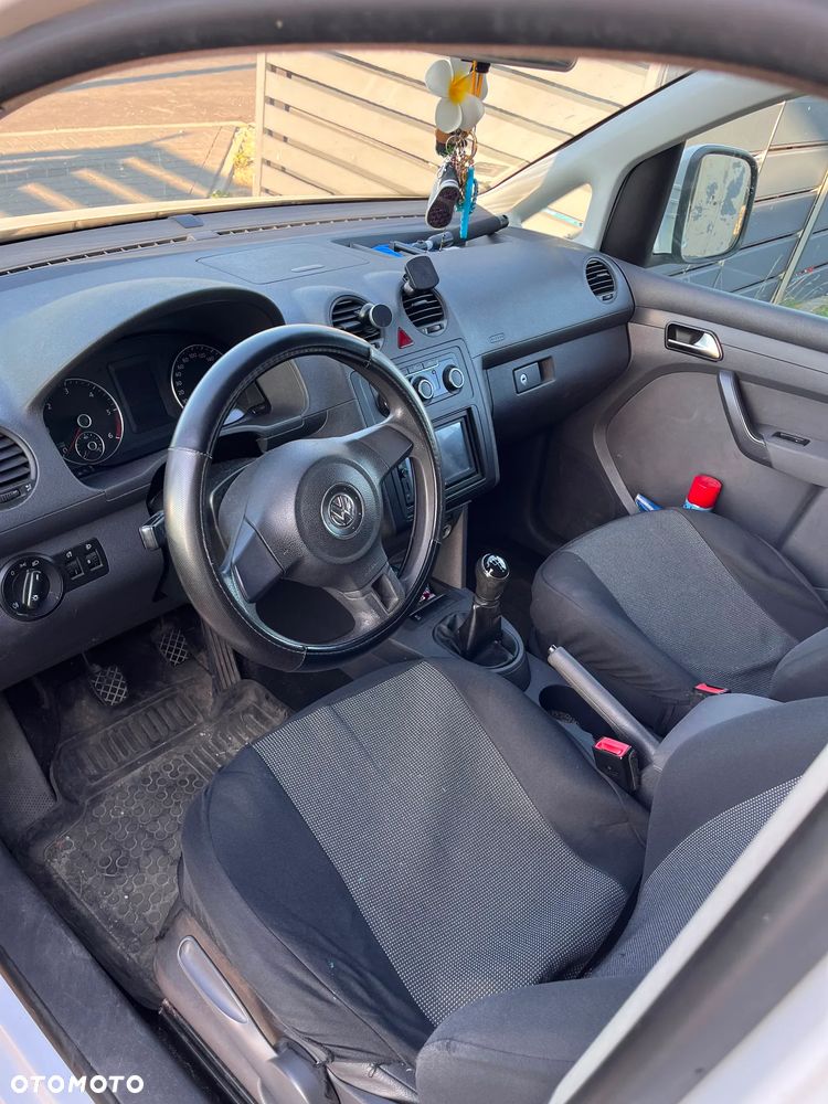 Volkswagen Caddy - 4