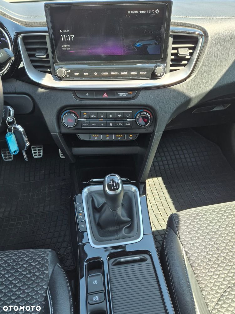 Kia Ceed 1.5 T-GDI Business Line - 18