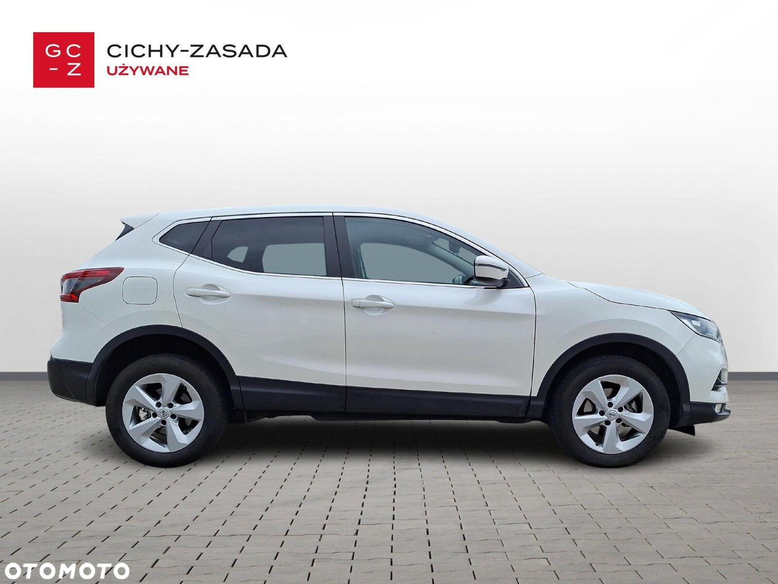 Nissan Qashqai - 4