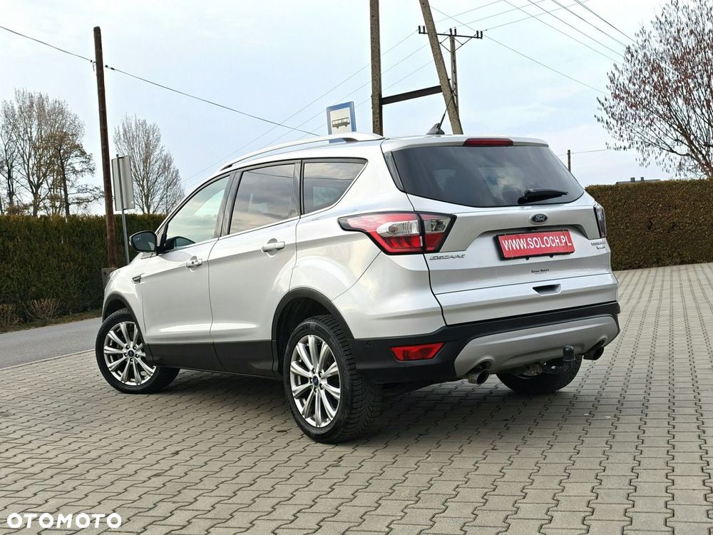 Ford Escape 2.0 EcoBoost AWD Titanium - 16