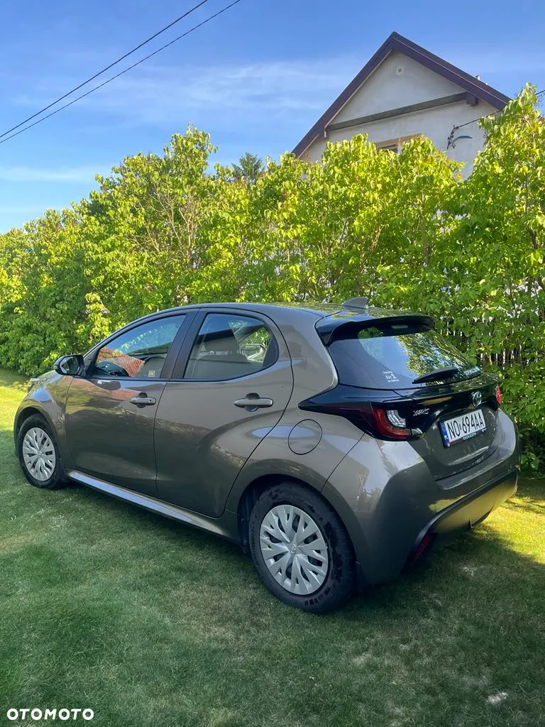 Toyota Yaris Hybrid 1.5 Comfort - 2