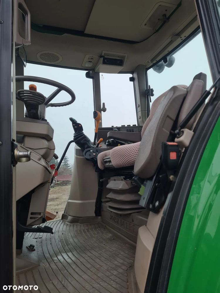 John Deere 6105 M - 9