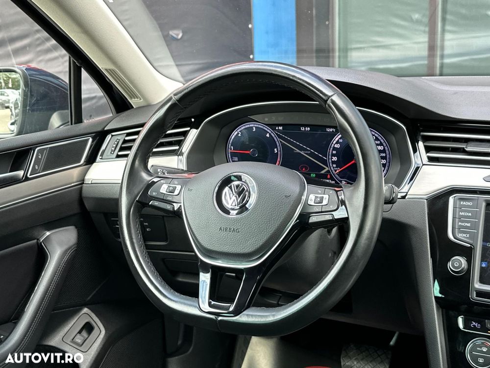 Volkswagen Passat - 7