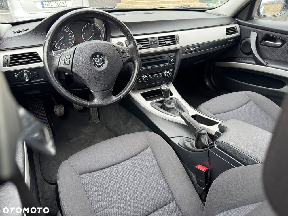 BMW Seria 3 - 8