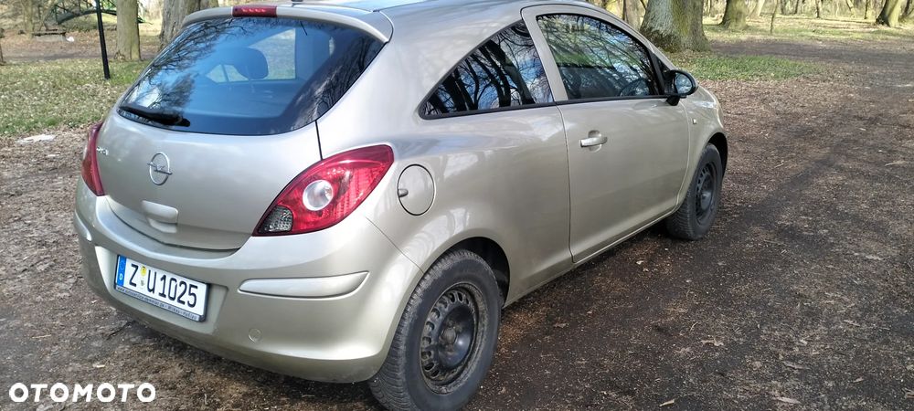 Opel Corsa 1.2 16V Enjoy - 28