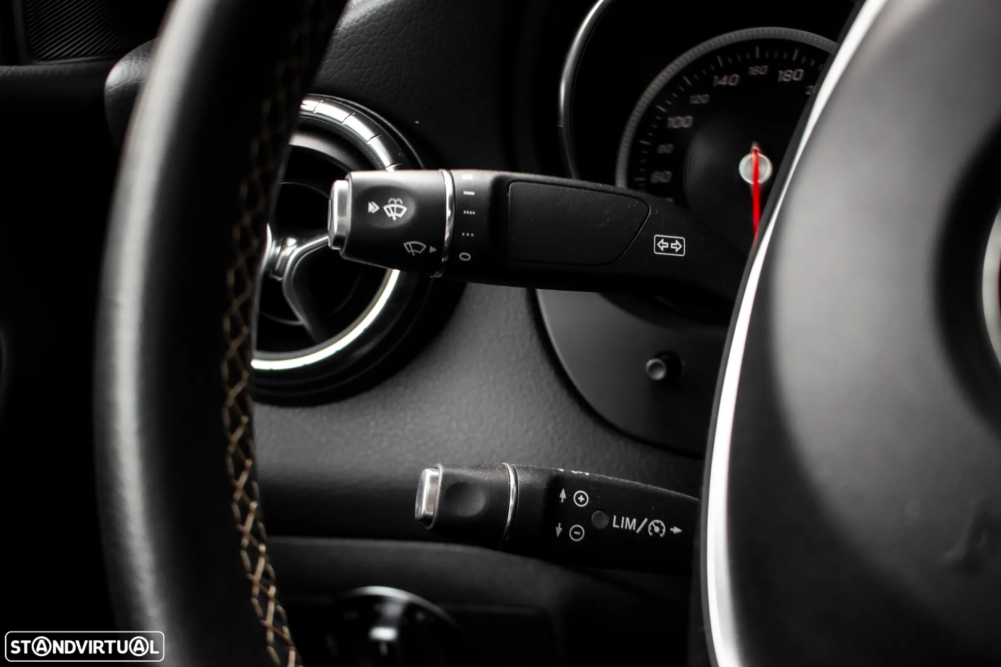 Mercedes-Benz CLA 180 d Urban Aut. - 17
