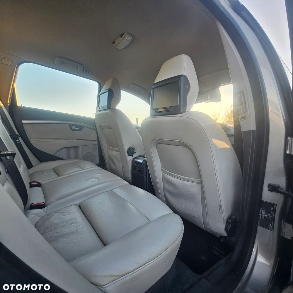 Volvo V70 - 10
