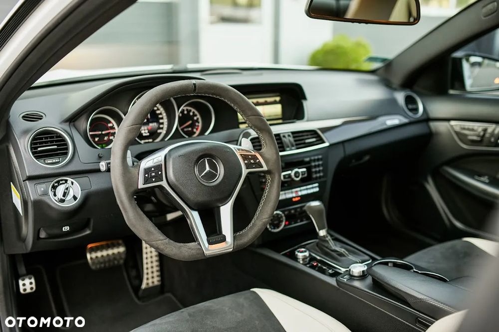 Mercedes-Benz Klasa C - 16