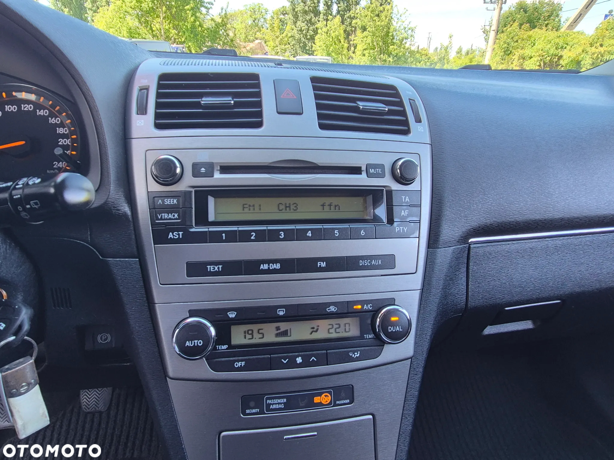 Toyota Avensis 1.8 Selection - 35