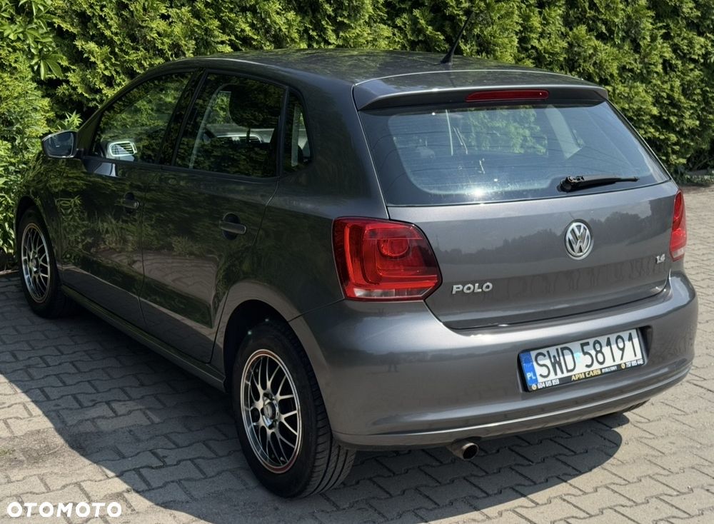 Volkswagen Polo 1.4 Life - 10