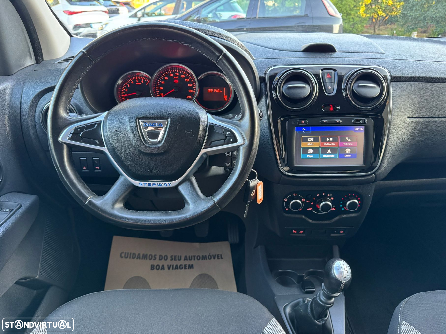 Dacia Lodgy 1.5 Blue dCi Stepway 7L - 9
