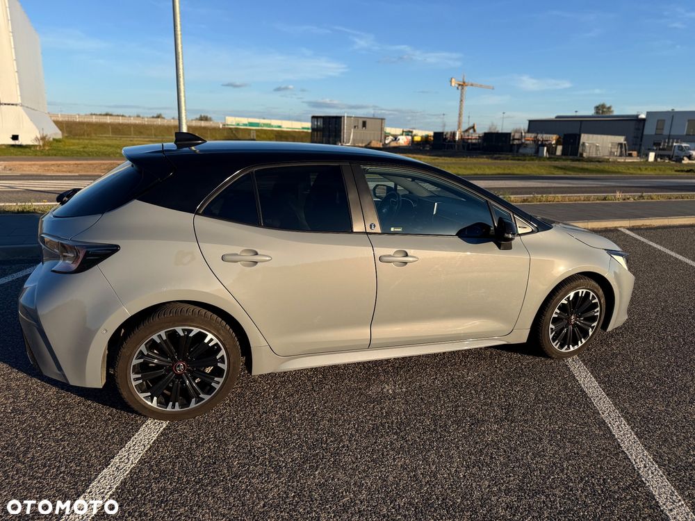 Toyota Corolla 1.8 Business Edition - 12