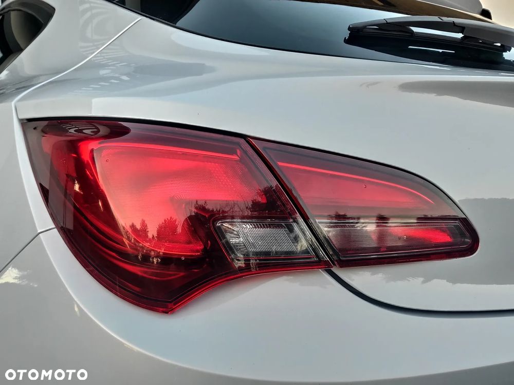 Opel Astra 1.4 Turbo Edition - 17