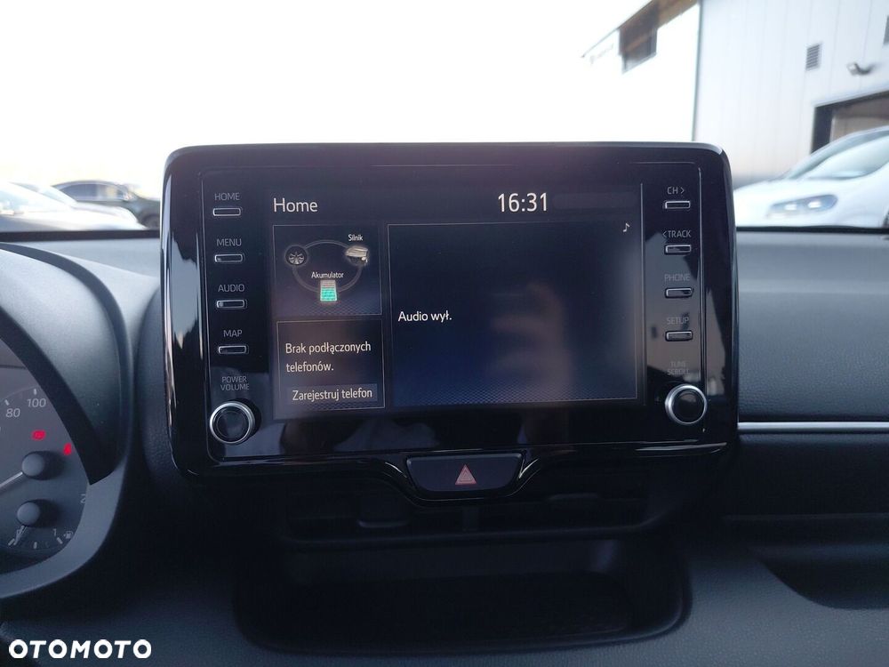 Toyota Yaris Hybrid 1.5 Comfort - 18