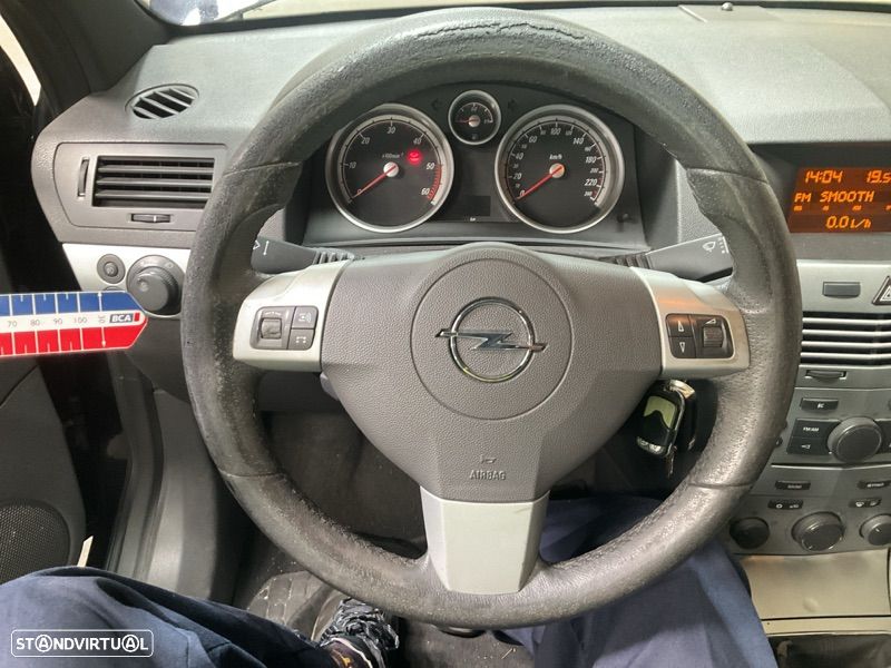 Opel Astra GTC 1.3 CDTI - 13