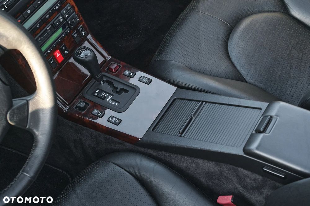 Mercedes-Benz SL 320 - 19