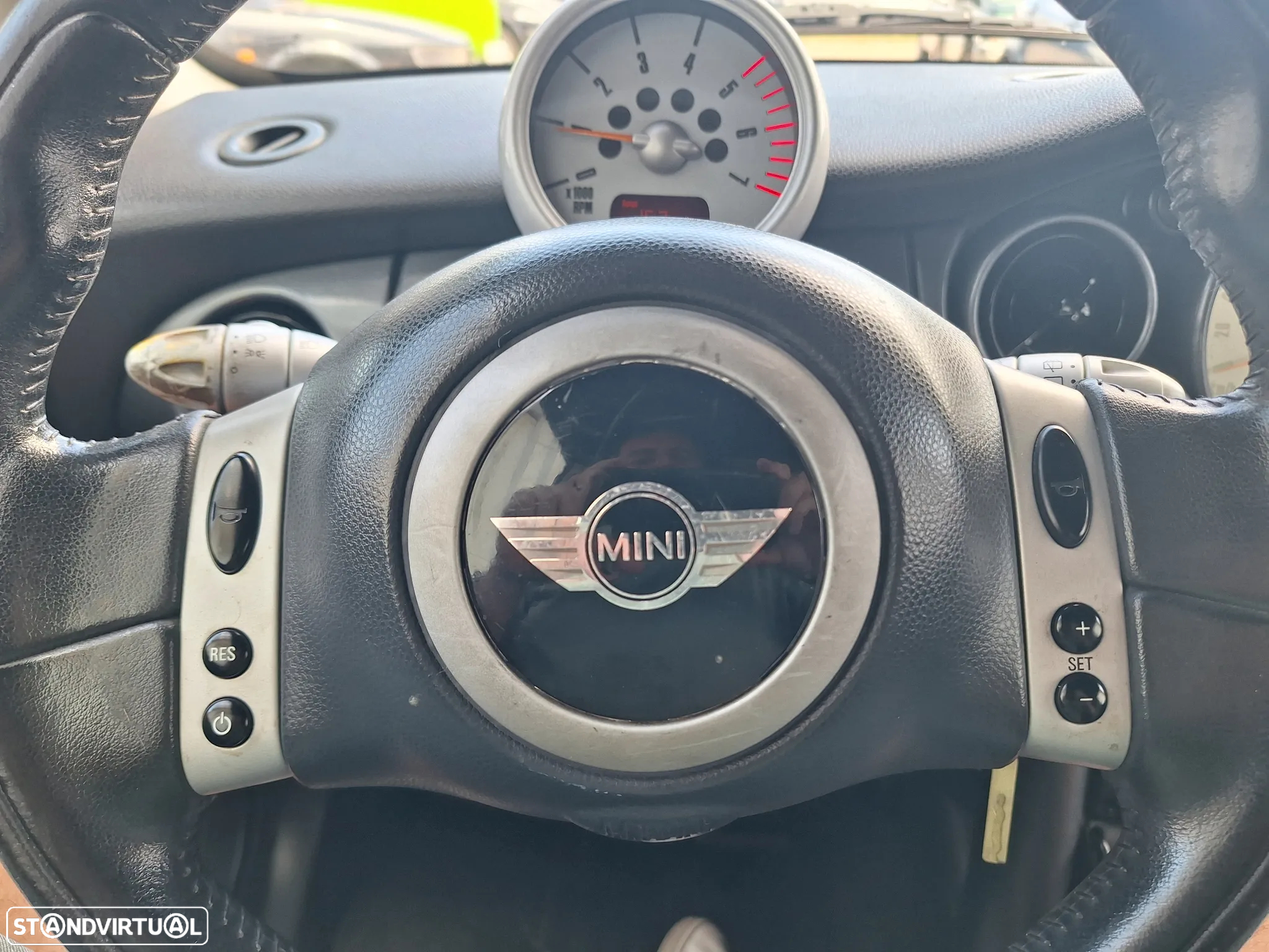 MINI 3 Portas One 1.4 D - 9