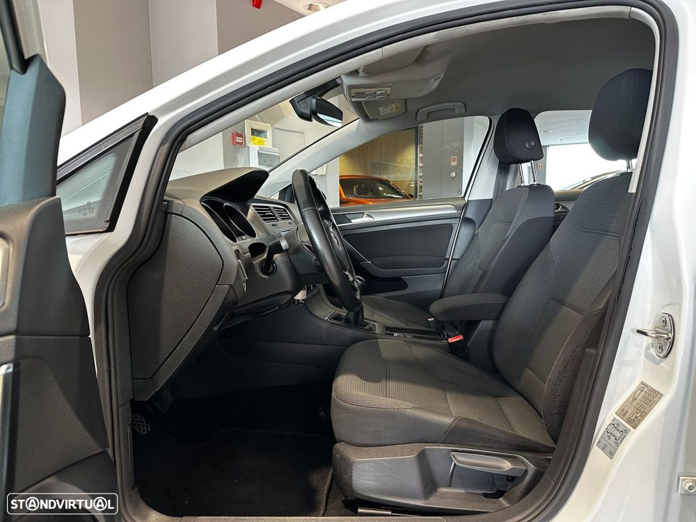 VW Golf 1.6 TDi Trendline - 12