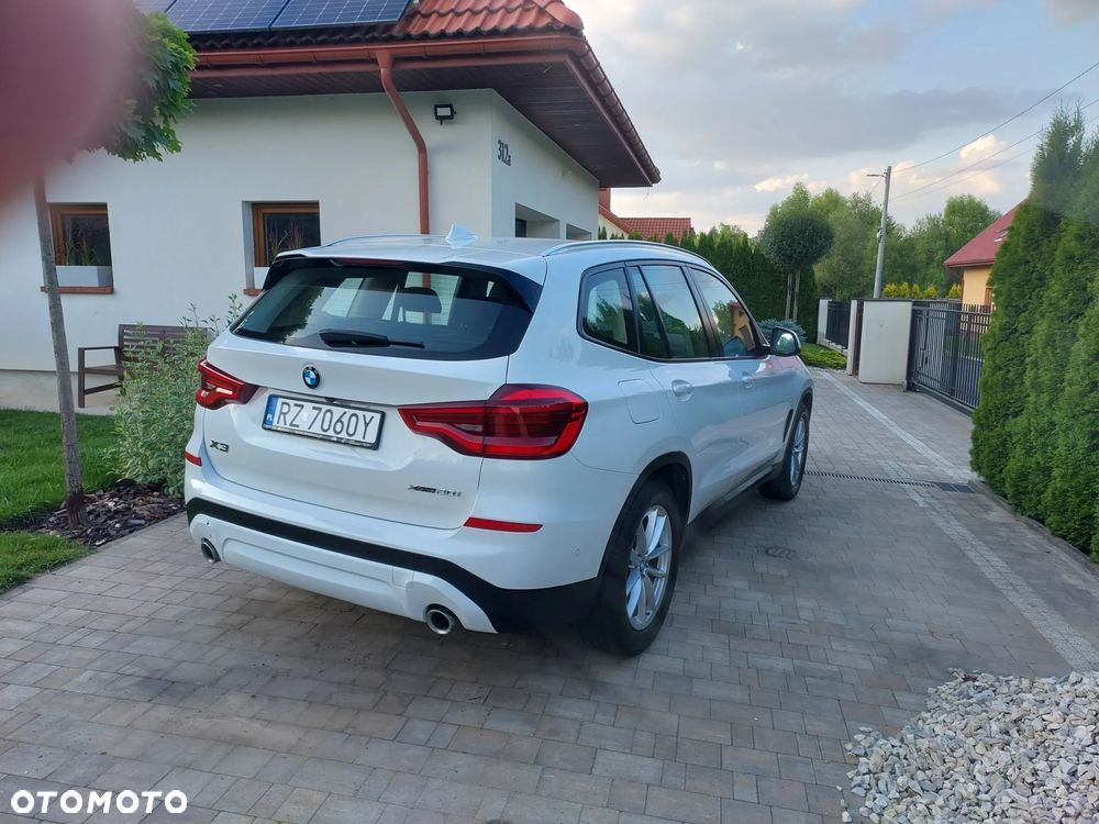 BMW X3 xDrive20i GPF - 8