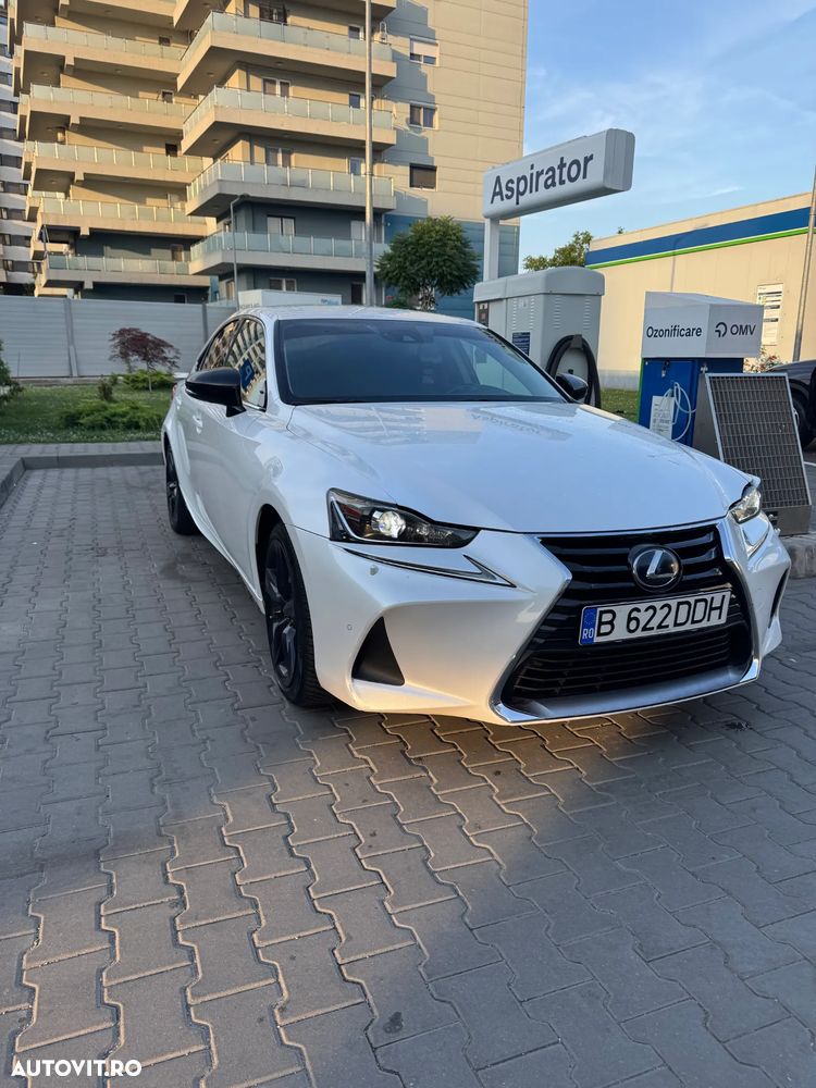 Lexus Seria IS 300h Aut. Business - 3