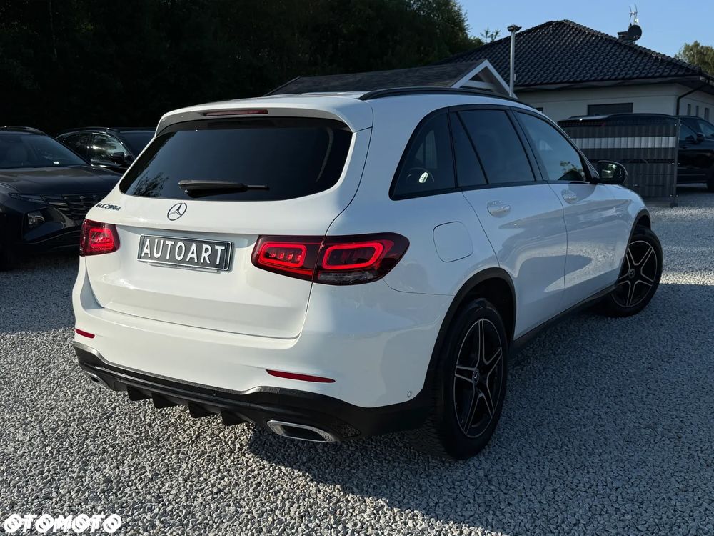 Mercedes-Benz GLC 200 d 4Matic 9G-TRONIC AMG Line - 16