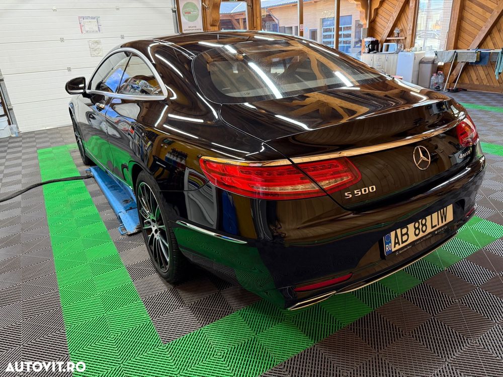 Mercedes-Benz S 500 4MATIC Coupe Aut - 4