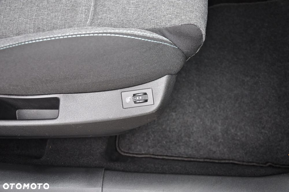 Citroën C4 1.2 e-THP Exclusive - 30