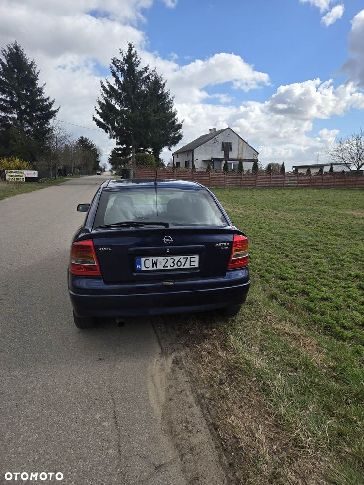 Opel Astra 2.0 DI - 3