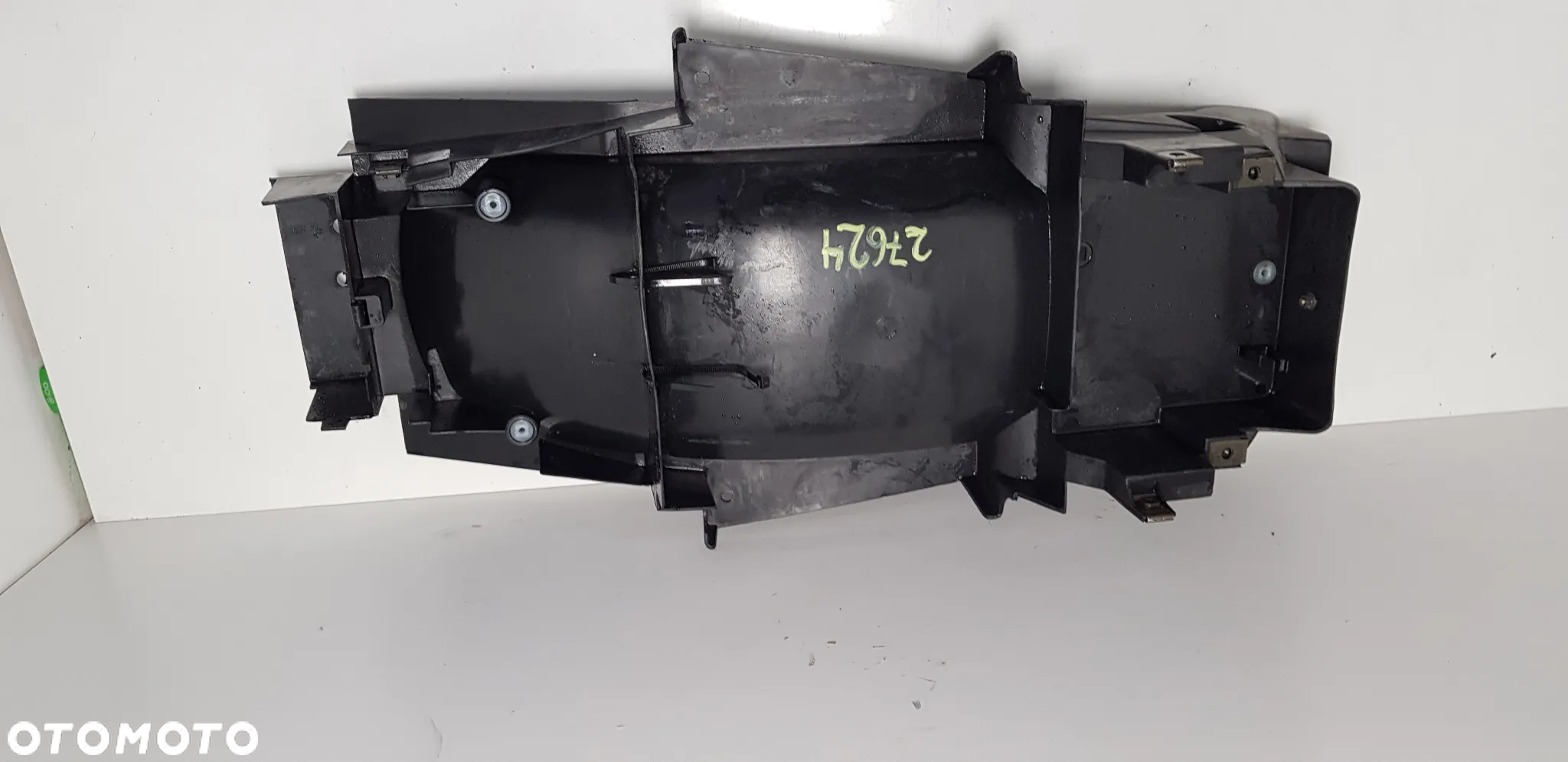 Yamaha Fazer FZS 600 Chlapacz Nadkole tył - 2