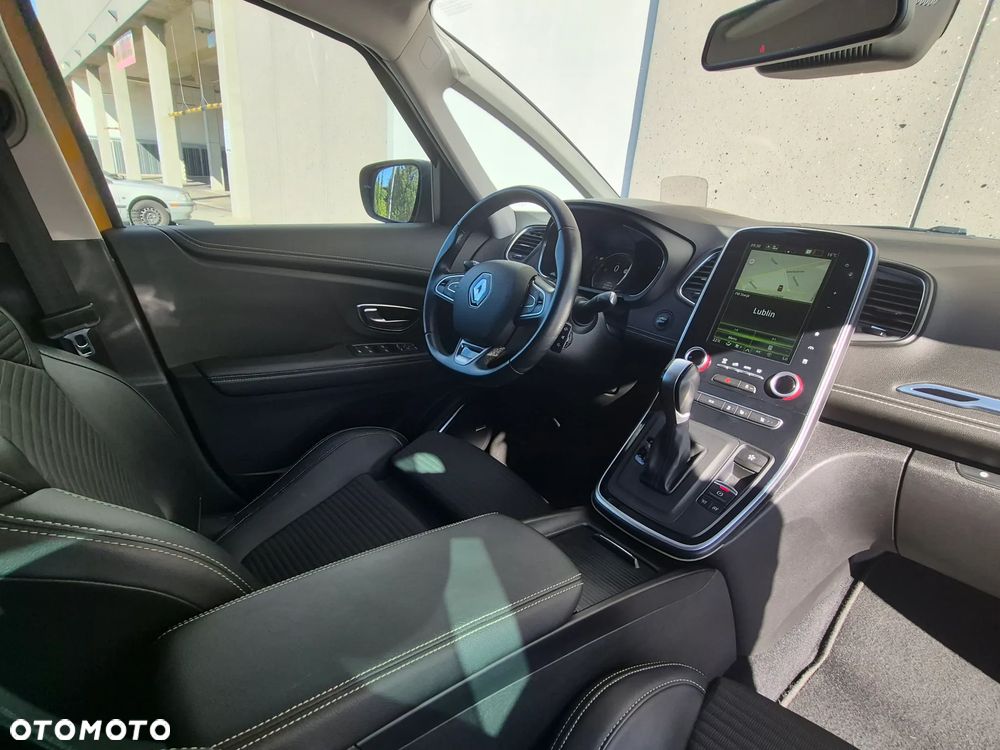 Renault Scenic - 30