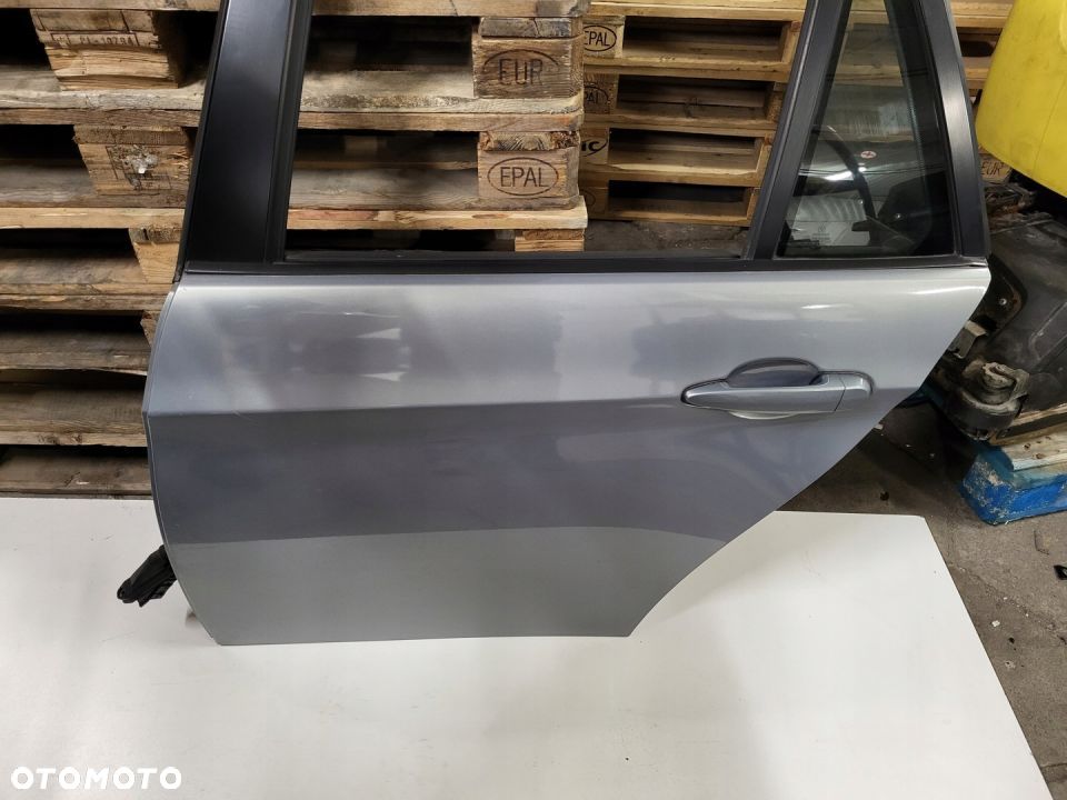 BMW 3 E90/91 DRZWI LEWY TYŁ ARKTISBLAU KOMPLETNE - 2