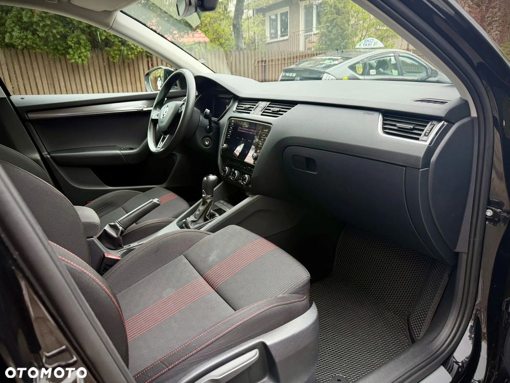 Skoda Octavia 2.0 TDI SCR Style DSG - 13
