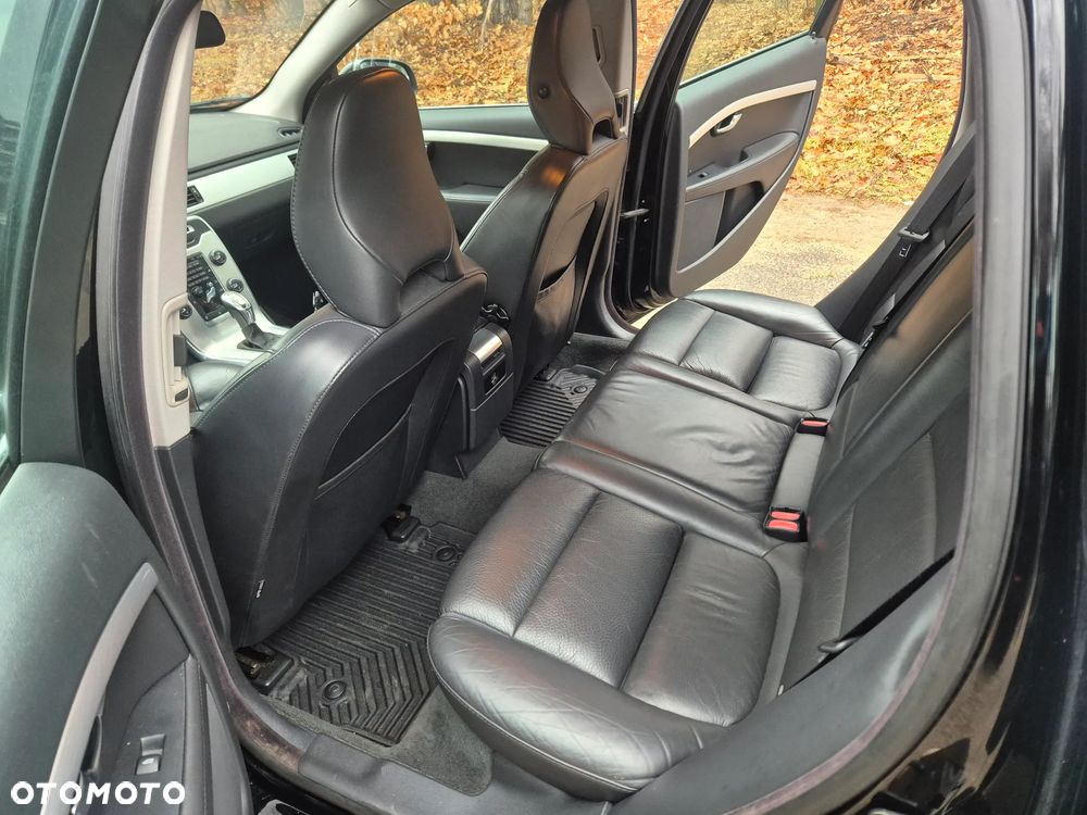 Volvo V70 D4 Geartronic Momentum - 19