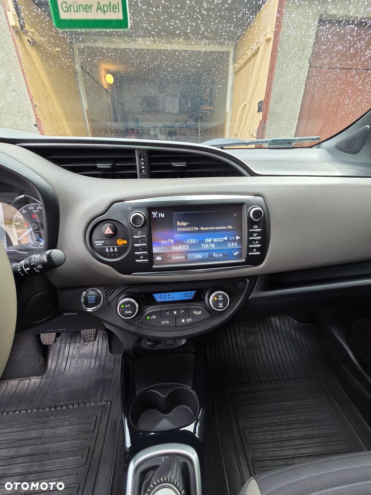 Toyota Yaris 1.5 Selection - 15