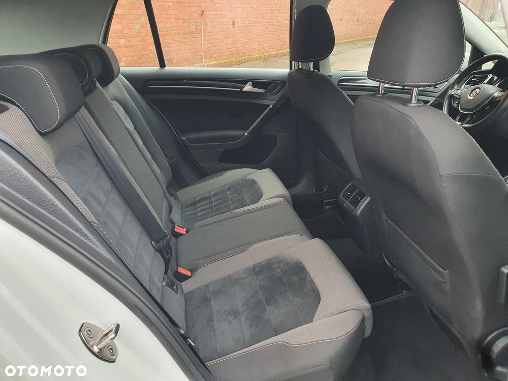 Volkswagen Golf 1.4 TSI BlueMotion Technology DSG Comfortline - 12