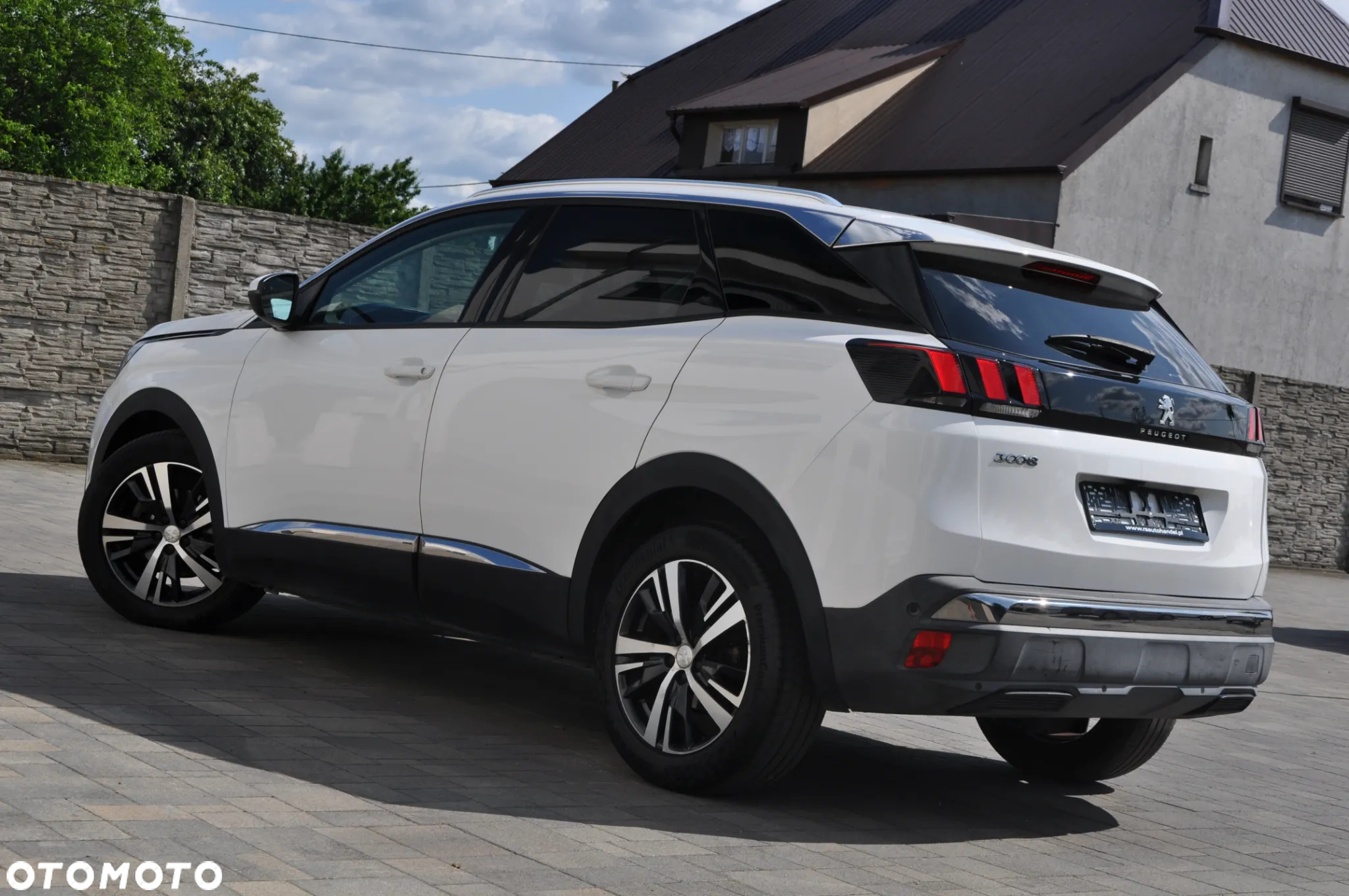 Peugeot 3008 1.5 BlueHDi Allure S&S - 10