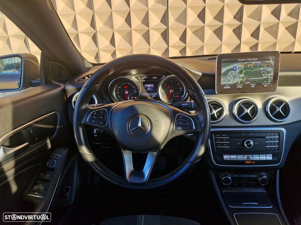 Mercedes-Benz CLA 220 CDI 7G-DCT Urban - 7