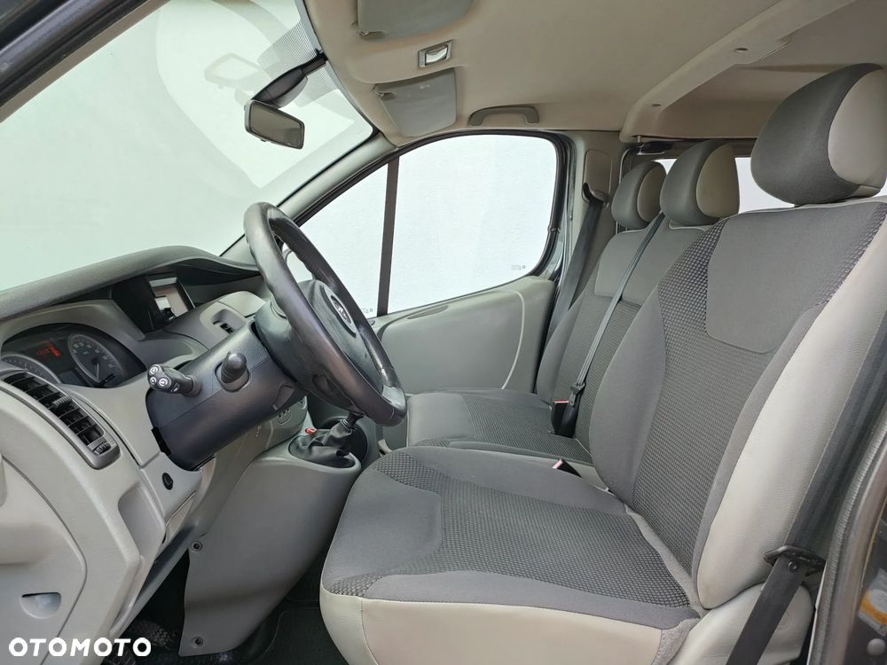 Opel Vivaro brygadówka long - 12