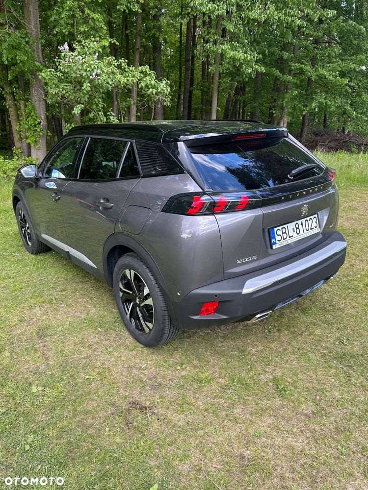 Peugeot 2008 PureTech 130 EAT8 GT - 12