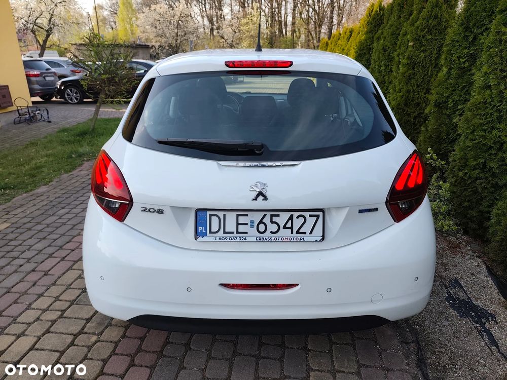 Peugeot 208 PureTech 82 Active - 4