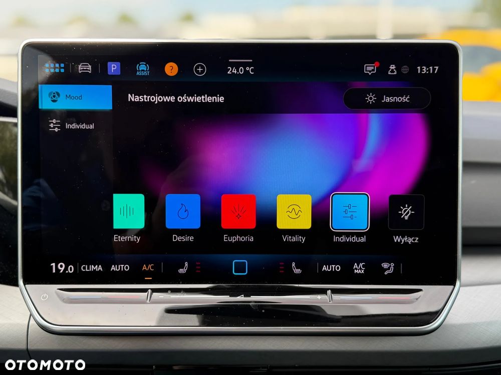 Volkswagen Golf VIII 1.5 TSI Life Plus - 33